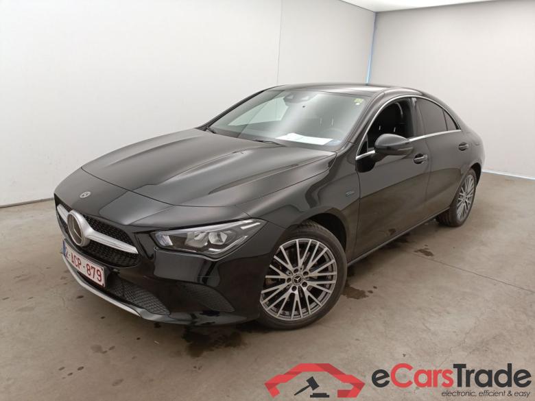 Mercedes-Benz CLA CLA 250 e 4d #4