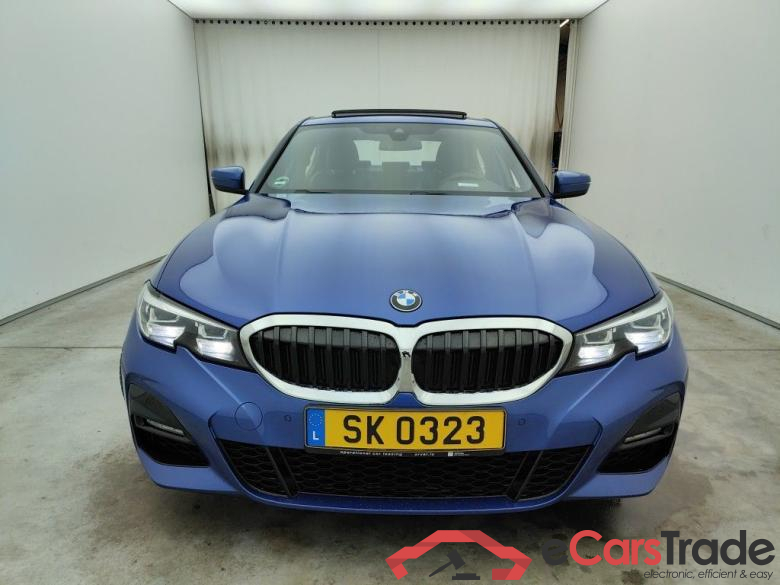 BMW 3 DIESEL - 2019 318 d 150 AdBlue (EU6d-TEMP) 4d Auto