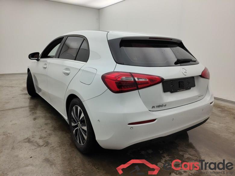 Mercedes-Benz A-Klasse A 180 d Business Solution 5d #4
