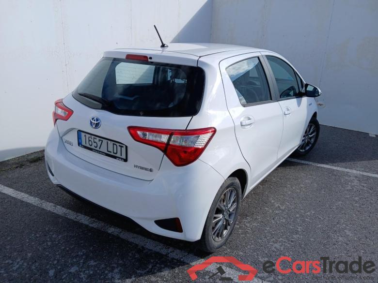 Toyota 1.5 100H Active TOYOTA Yaris / 2017 / 5P / berlina con portón 1.5 100H Active #2