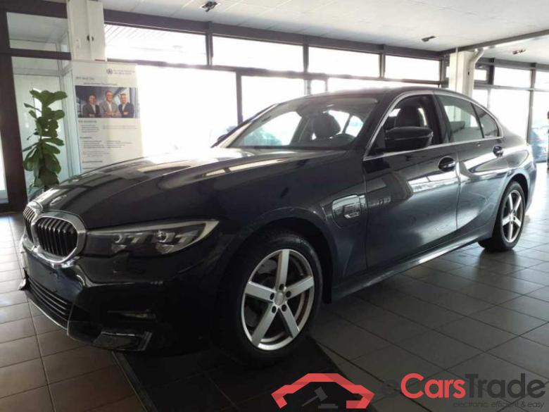 BMW Baureihe 3 Lim. (G20)(2018->) DE - Lim4 320 e EU6d, Sport Line (EURO 6d)(OPF), 2021 - 2022 #1