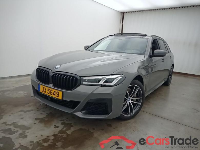 BMW 5 TOURING - 2020 530eXAS 184hp PHEV 5d #4