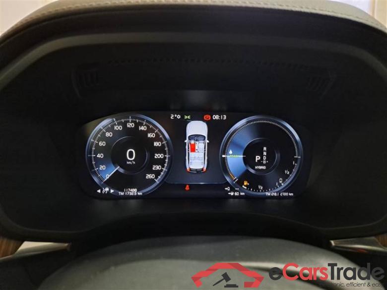 Volvo 221 VOLVO XC60 / 2017 / 5P / SUV T6 PLUG-IN AWD G. RECHARGE INSCR. #4