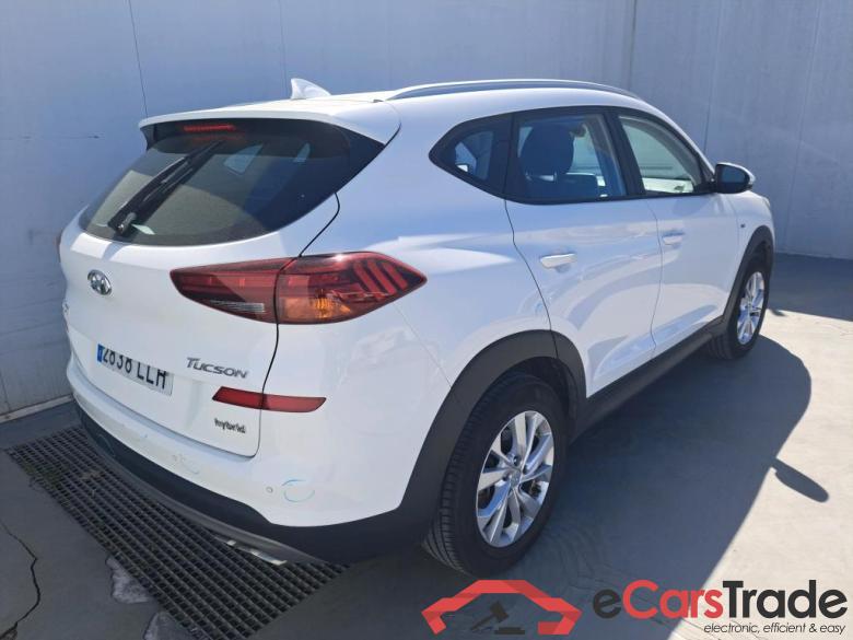 Hyundai 1.6 CRDI 85kW (116CV) 48V SLE 4X2(SP)(SL) HYUNDAI Tucson / 2018 / 5P / todoterreno 1.6 CRDI 85kW (116CV) 48V SLE 4X2(SP)(SL) #2