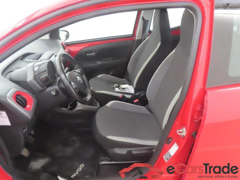TOYOTA Aygo 1.0 VVT-i x-play ltd #5