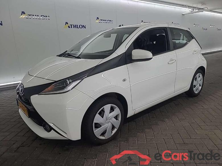 TOYOTA Aygo 1.0 VVT-i x-nav 5D 51kW #1