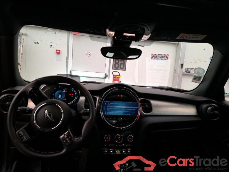 Mini Cooper SE Finition MINI Yours 184 ch BVA MINI Mini / 2021 / 3P / Berline Cooper SE Finition MINI Yours 184 ch BVA #6