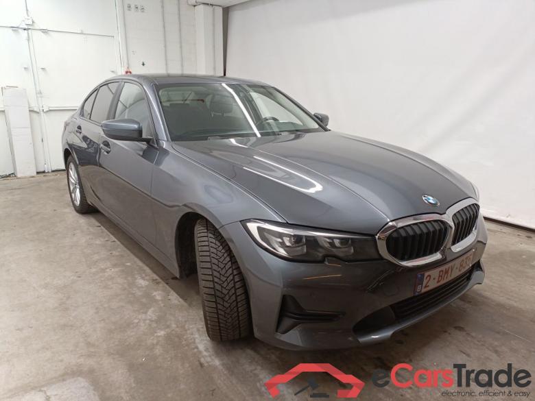 BMW 3 Reeks Berline 318dA (100 kW) 4d #2