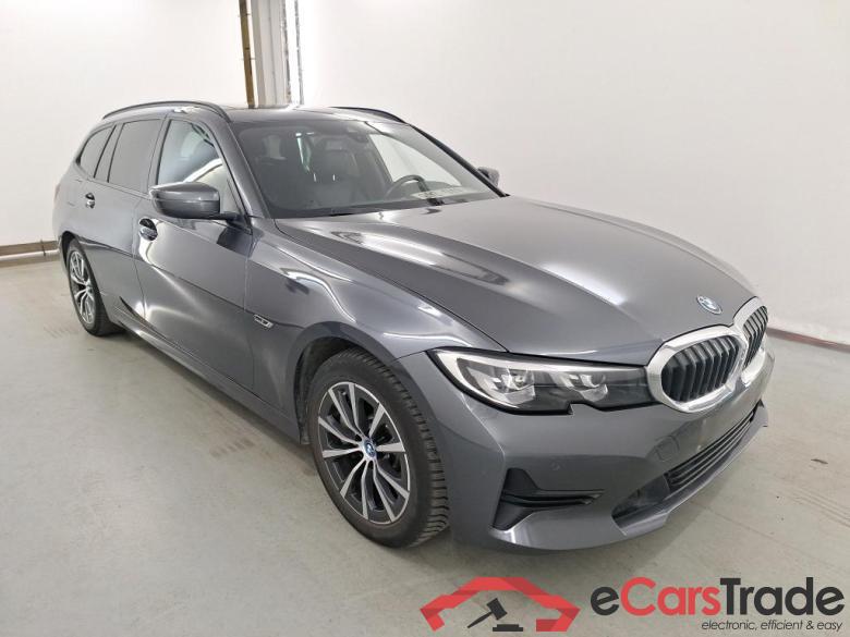 BMW 3 SERIES TOURING 2.0 330E (215KW) TOURING Comfort Business Plus Mirror Travel #2