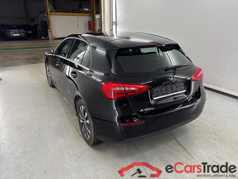 Mercedes A 180d Aut. Widescreen Navi 1/2 Sport-Leather KeylessGo Klima PDC ... #4