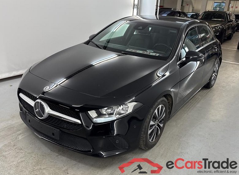 Mercedes A 180d Aut. Widescreen Navi 1/2 Sport-Leather KeylessGo Klima PDC ... #1