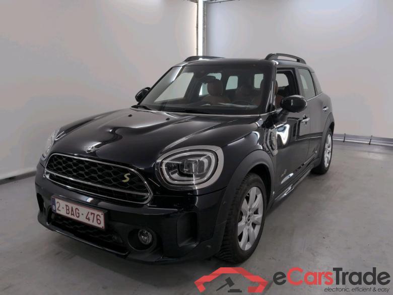 MINI COUNTRYMAN 1.5 COOPER S E 4WD AUTO Visibility Driving Assist Plus Comfort Plus Mirror #1
