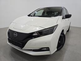 Nissan Leaf N-Connecta Aut. LED-Xenon Navi KeylessGo Camera Klima PDC ...