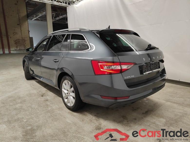 Skoda Superb Combi 1.4 TSI iV 160kW DSG6 Style 5d #3