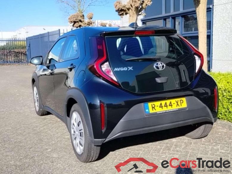 TOYOTA Aygo X 1.0 VVT-i MT Play #3