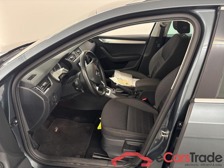 SKODA Octavia 1.6 CR TDi Ambition DSG (EU6.2) Ambition Look Ambition GPS Safety #5