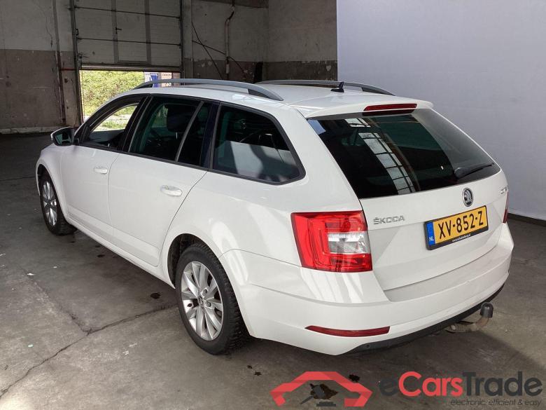 SKODA OCTAVIA COMBI 1.0 TSI Greentech Ambition Business #3