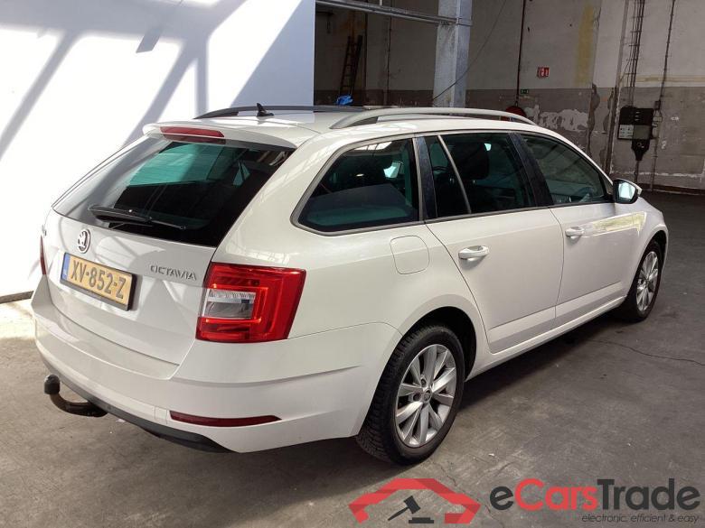 SKODA OCTAVIA COMBI 1.0 TSI Greentech Ambition Business #4