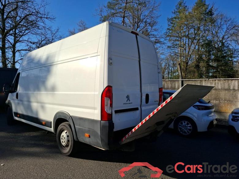 Peugeot BLUEHDI 130 PREMIUM PACK 435 L4H3 PEUGEOT Boxer / 2014 / 4P / Fourgon tôlé BLUEHDI 130 PREMIUM PACK 435 L4H3 #2