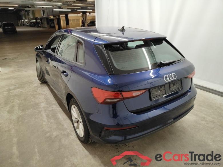Audi A3 Sportback 1.0 30 TFSi 81kW Attraction 5d excluweb end 23.03 #3