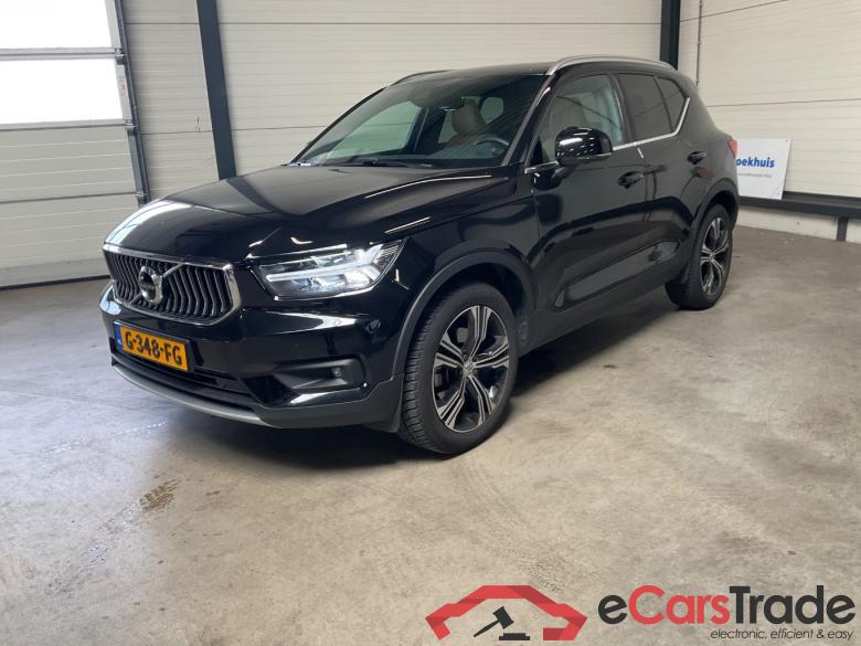 VOLVO XC40 2.0 T4 Inscript. #1