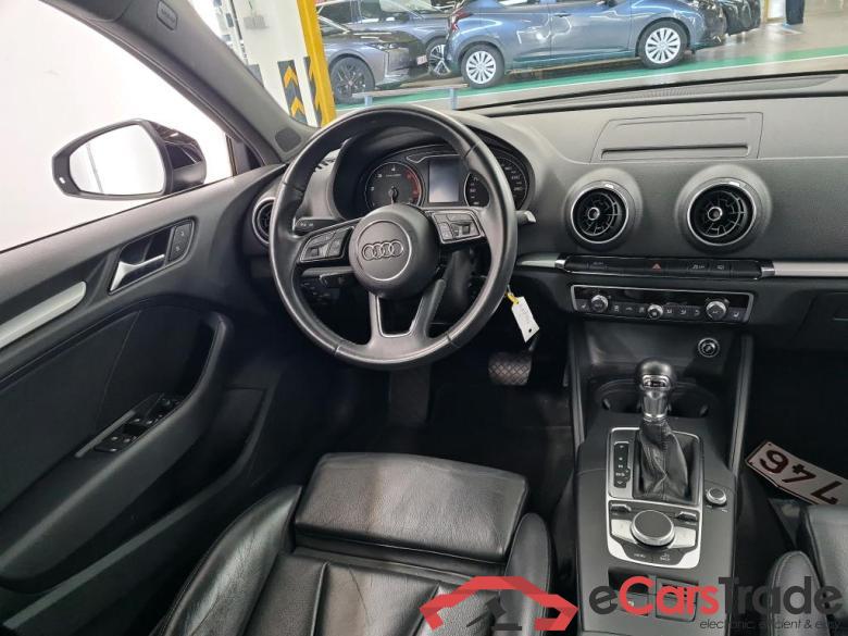 Audi A3 SB 1.6 TDI Aut. LED-Xenon Navi Sport-Leather Klima PDC ... #6