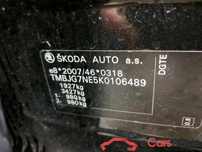 SKODA - SKO OCTAVIA COMBI CRTDI 115PK GreenTec Ambition & GPS #6