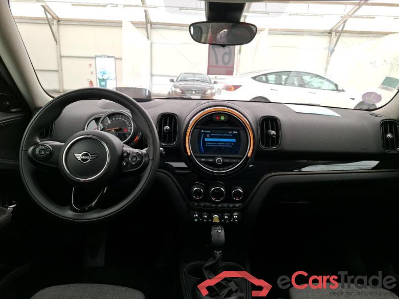 Mini Cooper SE ALL4 Busi Design 136+88ch BVA6 MINI Countryman / 2016 / 5P / Crossover Cooper SE ALL4 Busi Design 136+88ch BVA6 #5