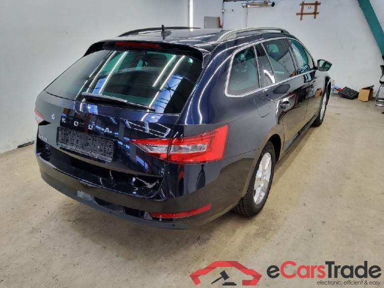 Skoda Superb Wagon ´15 Superb Combi Ambition 2.0 TDI 110KW MT6 E6dT #4
