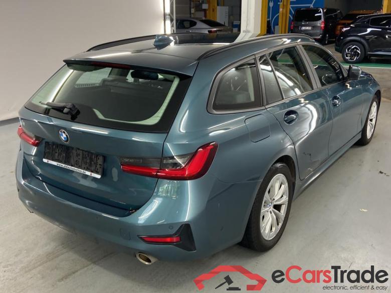 BMW 3 SERIES TOURING 2.0 318IA (115KW) AUTO TOURING Business  Model Advantage Mirror #4
