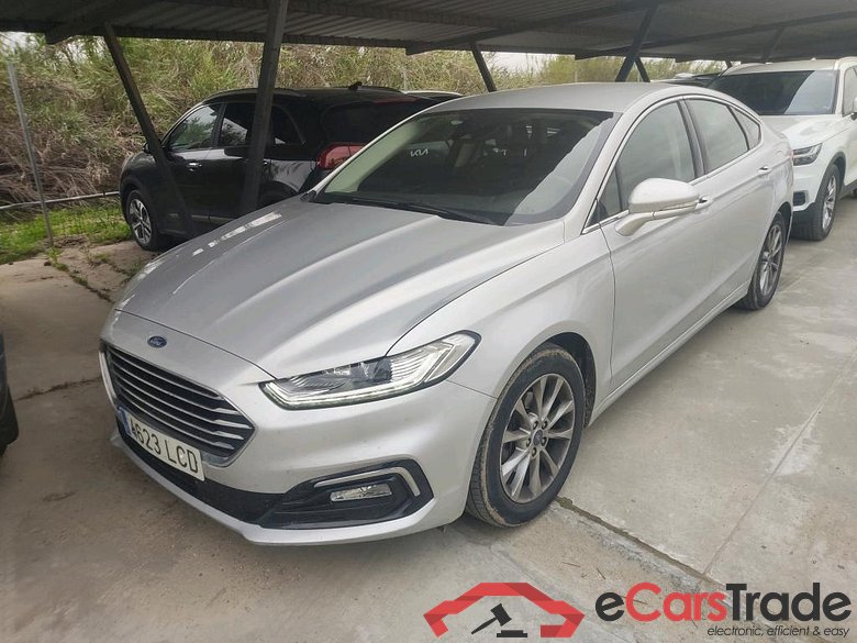 Ford 2.0 TDCi 110kW (150CV) Titanium 235 FORD Mondeo / 2014 / 5P / berlina con portón 2.0 TDCi 110kW (150CV) Titanium 235 #1