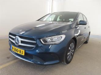 Mercedes B 180