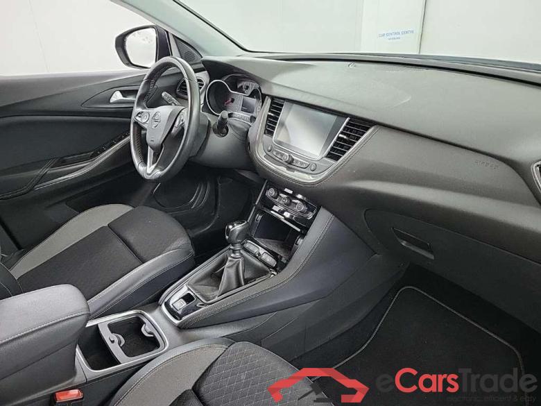 OPEL Grandland X 1.2 Turbo S&S 96kW Bus. Executive 5D #6