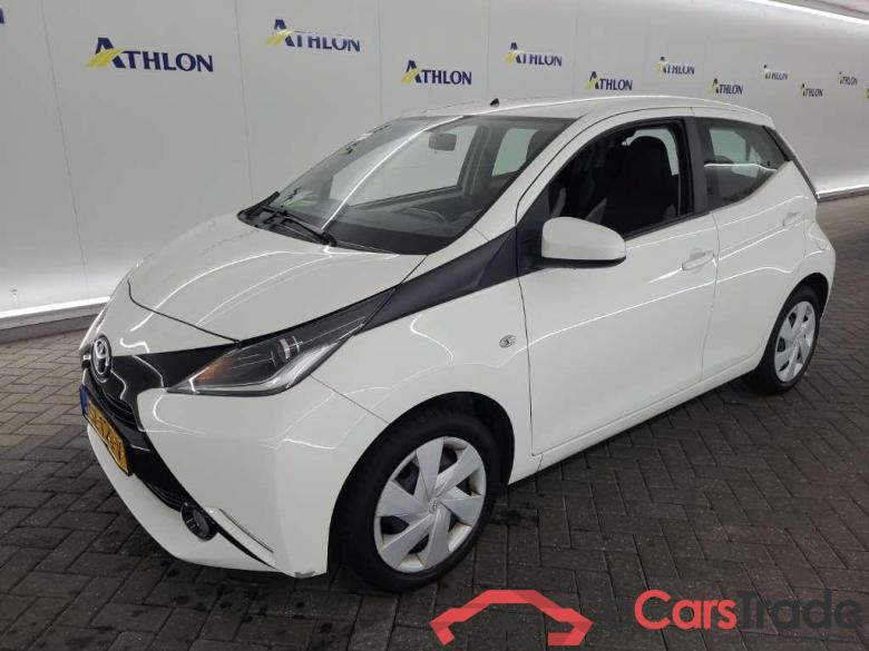 TOYOTA Aygo 1.0 VVT-i x-nav 5D 51kW #1