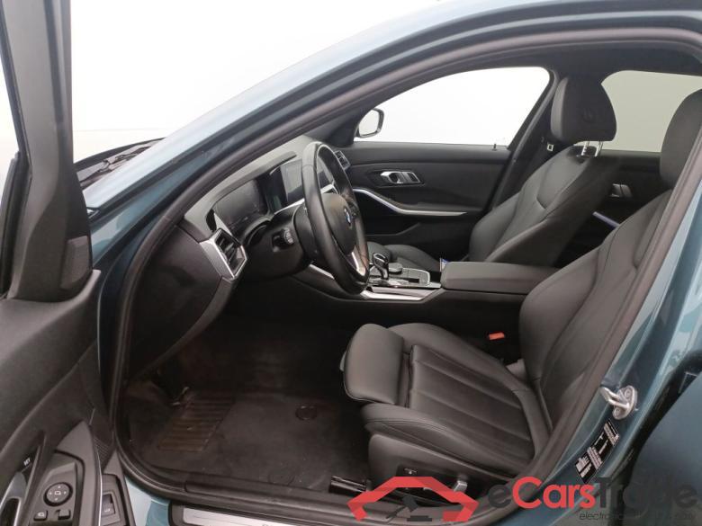 BMW 3 Reeks Touring 318dA (110 kW) 5d #6