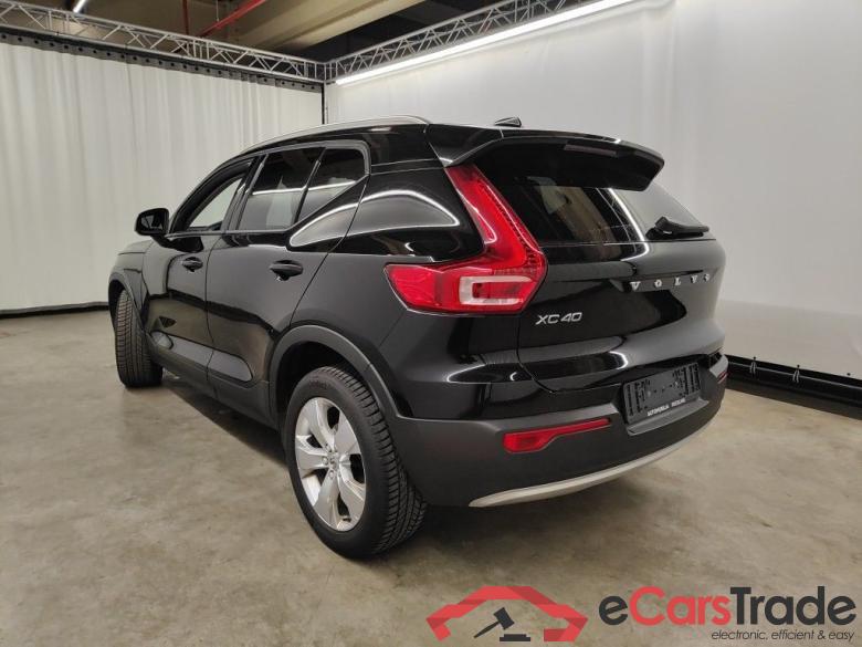 Volvo XC40 D3 Geartronic Momentum Pro 5d #3