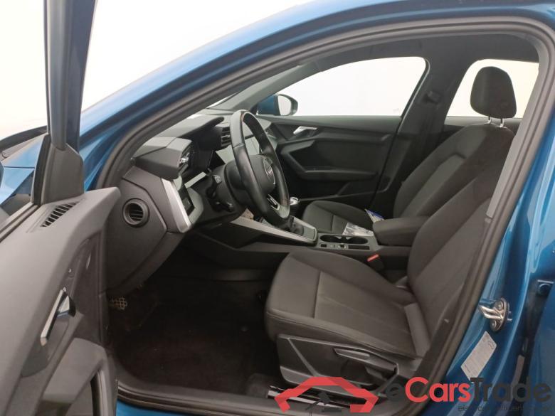 Audi A3 Sportback 2.0 30 TDi 85kW 5d #6