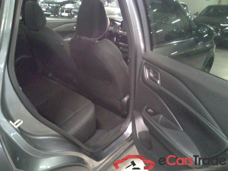 QASHQAI MY22 Mild-Hybrid 158 XTronic 2WD Acenta  Design pack          #6