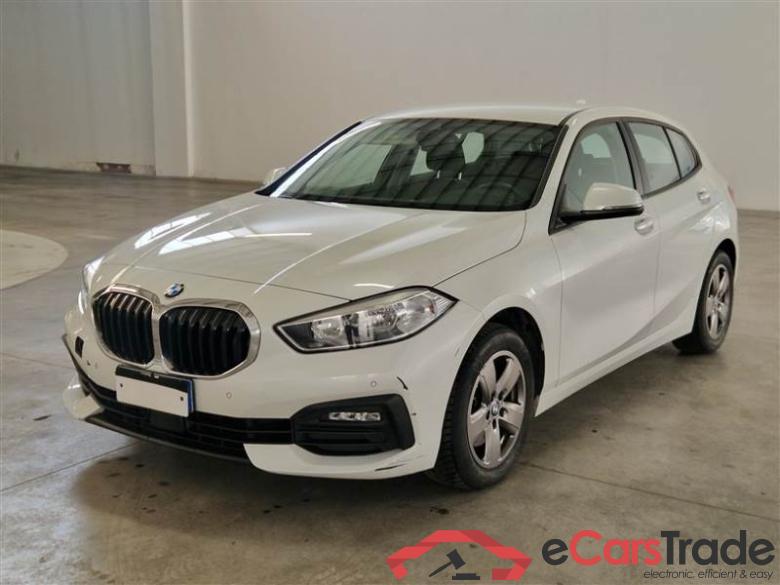 BMW 18 BMW SERIE 1 / 2019 / 5P / BERLINA 118D BUSINESS ADVANTAGE #1