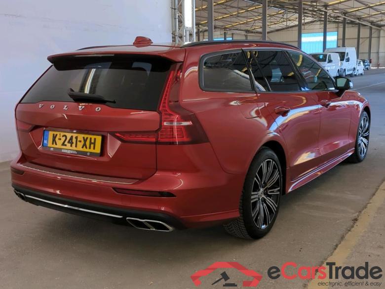 VOLVO V60 2.0 B3 Mom. Adv. #3