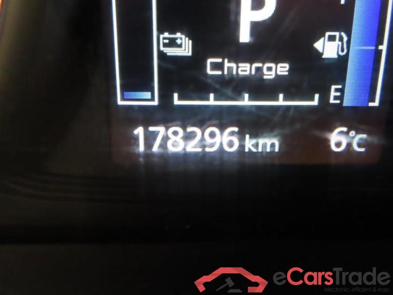 MITSUBISHI OUTLANDER 2.4 PHEV Pure #4