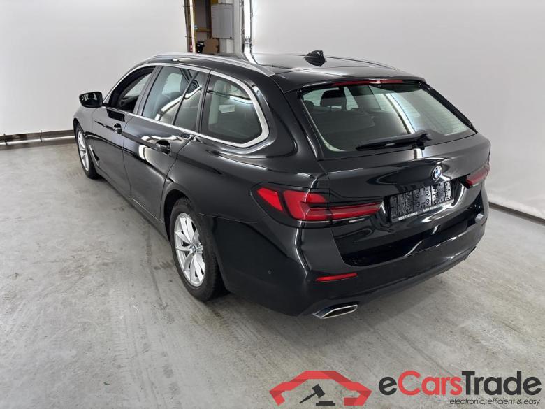BMW 5 SERIES TOURING 3.0 530D XDRIVE AUTO TOURING Comfort Business Driving Assistant Pro #3