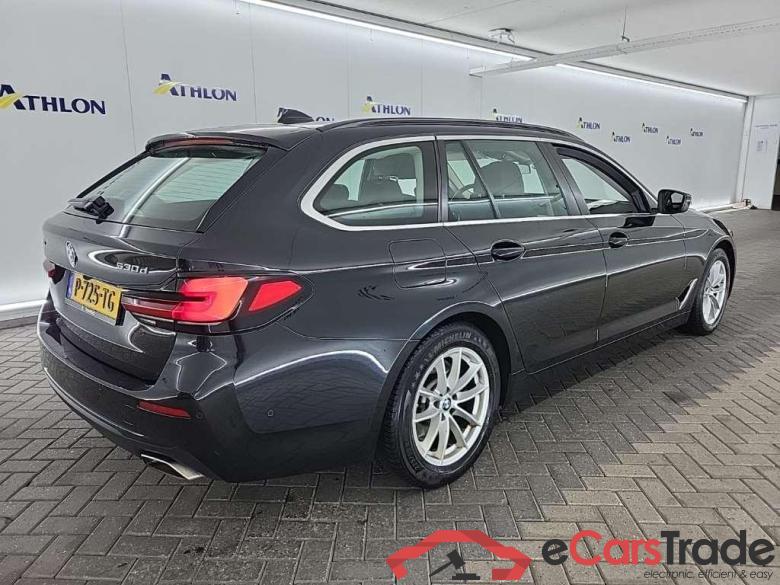BMW 5-serie Touring 530dA xDrive Business Edition Plus 5D 210kW #3