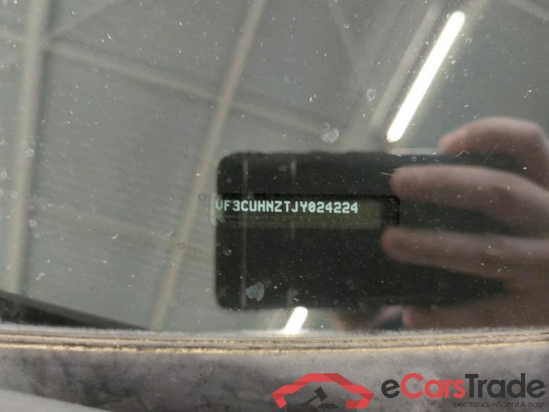 Peugeot 2008 16-19 Peugeot 2008 Allure 1.2 Puretech 110 EAT6 5d #6