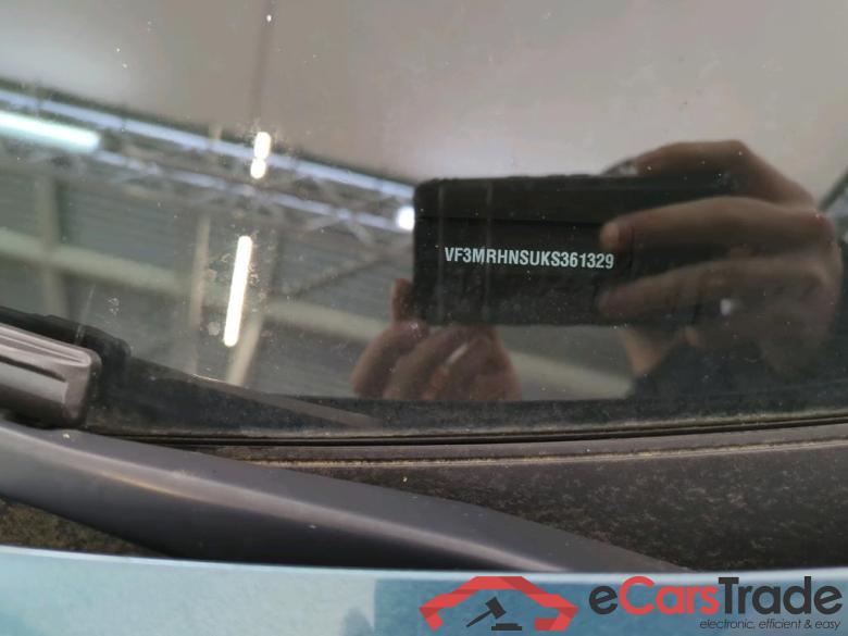 Peugeot 5008 17 - 20 Peugeot 5008 Blue Lease Executive PureTech 130 EAT8 5d #6