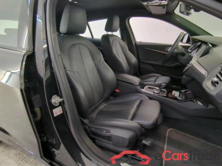 BMW 1 Serie '19 BMW 1 Serie 118iA Corporate Executive 5d #3