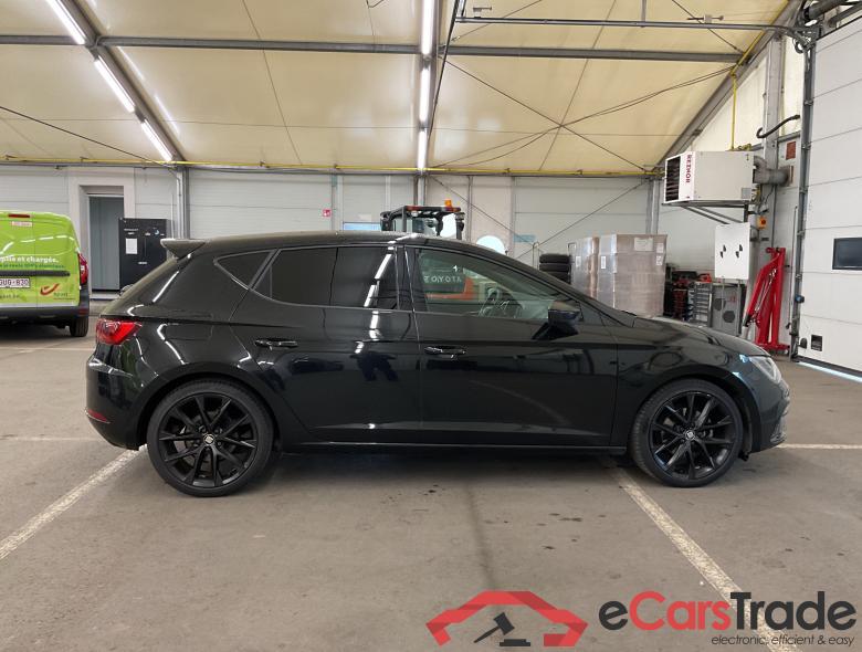 SEAT Leon Leon 5D FR Black Matt Ultima + 1.5 TSI 150CV (110kW) DSG 7v Start/Stop EURO 6 DG #4