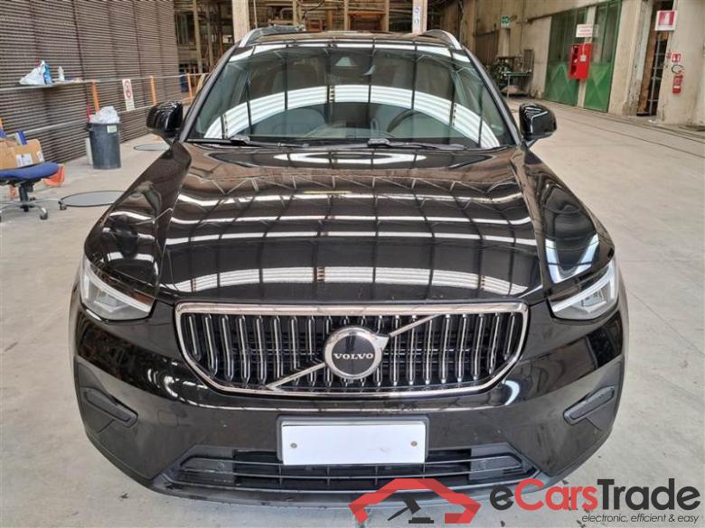 Volvo 11 VOLVO XC40 / 2021 / 5P / SUV T4 Recharge Plug-in auto Core #6