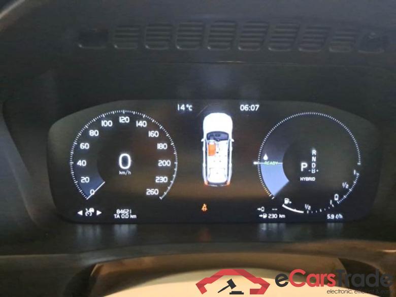 Volvo 108 VOLVO XC90 / 2014 / 5P / SUV T8 AWD PLUG-IN 7P R. INSCR. EXPR. #4