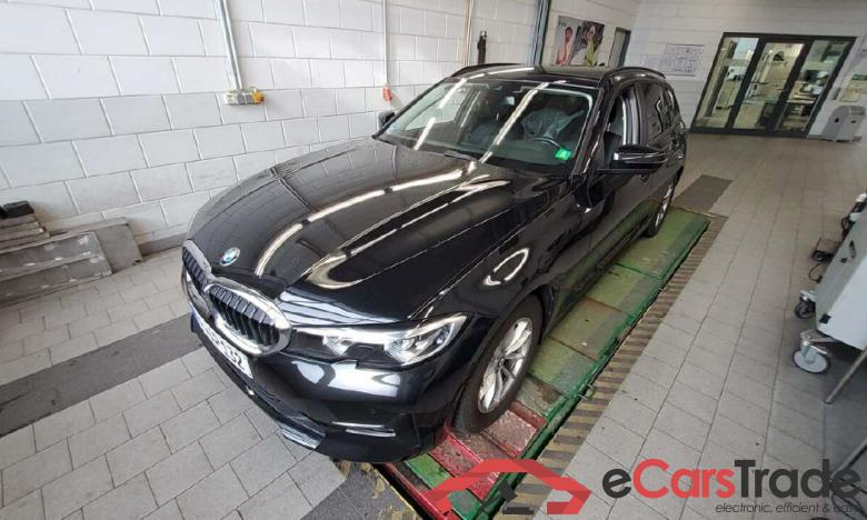 BMW 3-Serie Touring ´18 Baureihe 3 Touring 320 d Advantage 2.0 140KW AT8 E6d #1